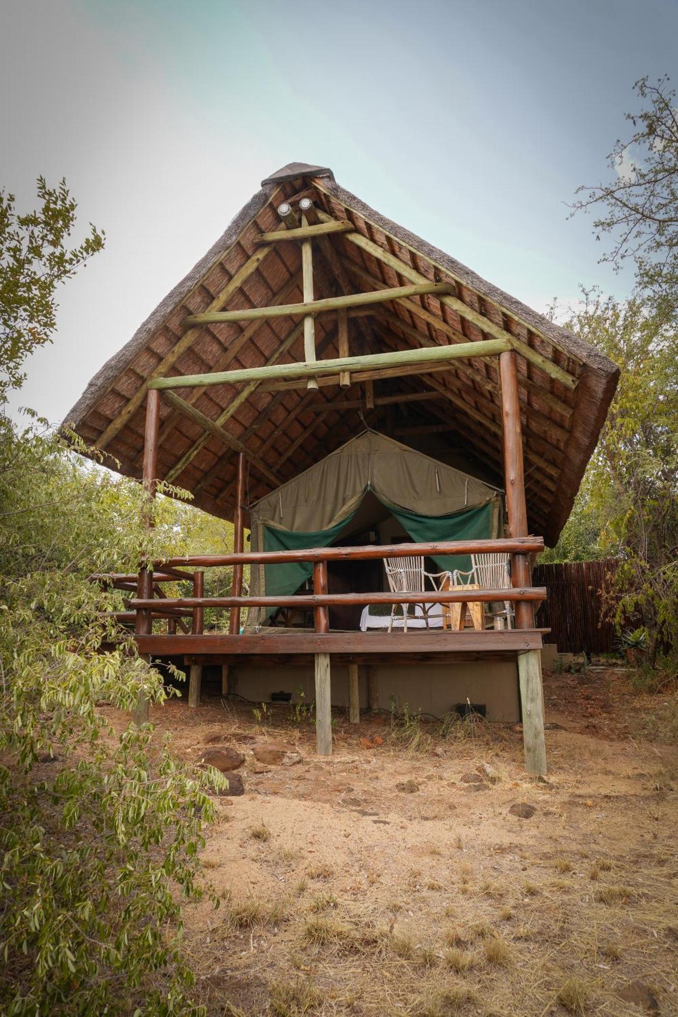Sausage Tree Safari Camp Заповедник Балуле Экстерьер фото