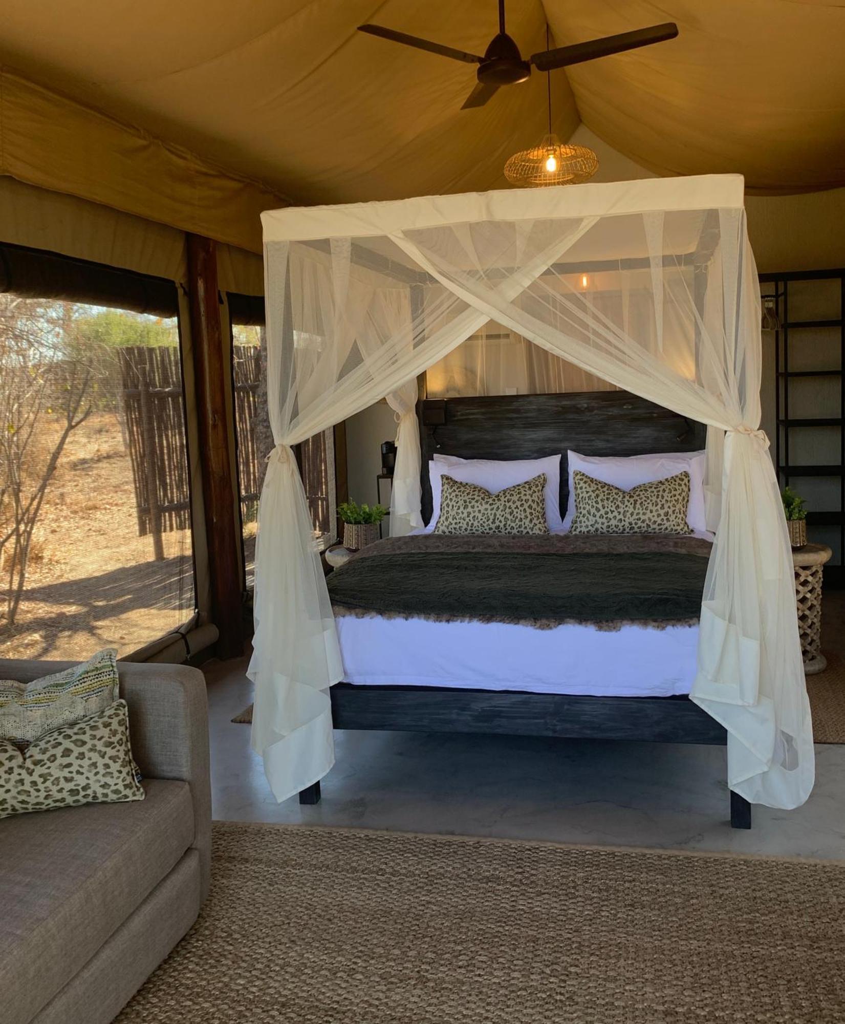 Sausage Tree Safari Camp Заповедник Балуле Экстерьер фото
